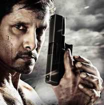 Vikram goes shirtless