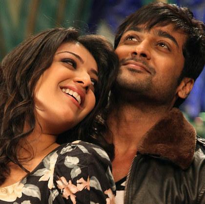 Surya and Kajal in Maatraan