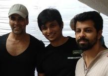 Akshay Kumar surprises Jiiva