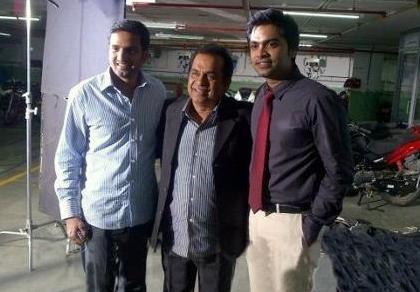 Vaalu On Location