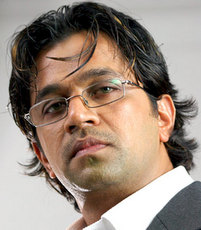 Arjun's daugther pairs up with Vishal