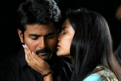 New still from Ethir Neechal
