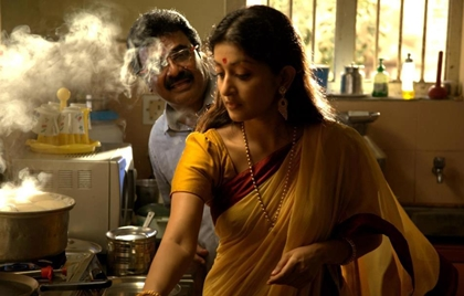 VTV Ganesh and Meera Jasmine in Inga Enna Solluthu