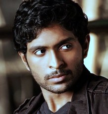 Vikram Prabhu starts shooting for Sigaram Thodu