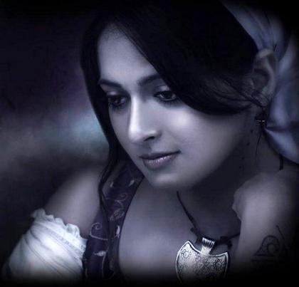 Anushka in Irandam Ulagam