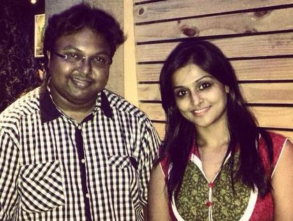 Pizza girl sings for Vishal's Pandiyanadu