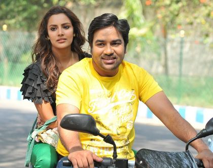 New still from Vanakkam Chennai