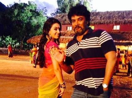 Hansika's look in Sundar C's Aranmani