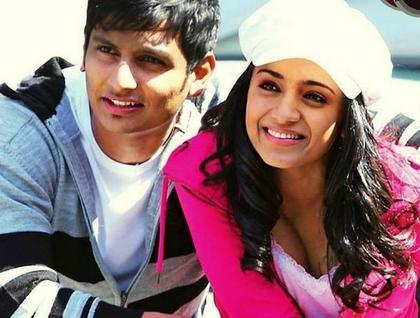 New still from Endrendrum Punnagai