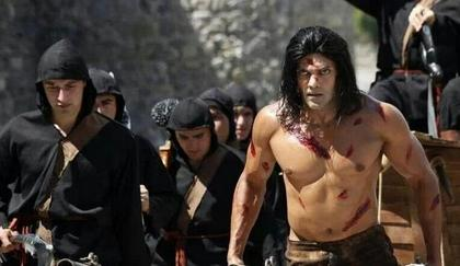 Still from Irandam Ulagam