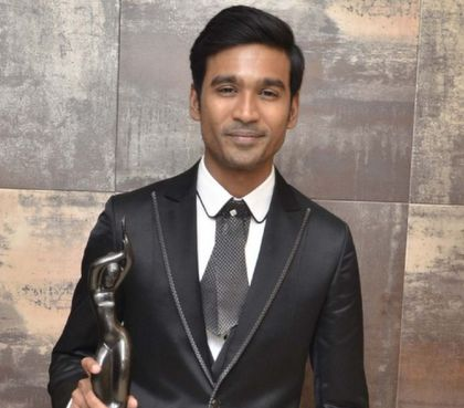 Dhanush wins Filmfare Award!!!