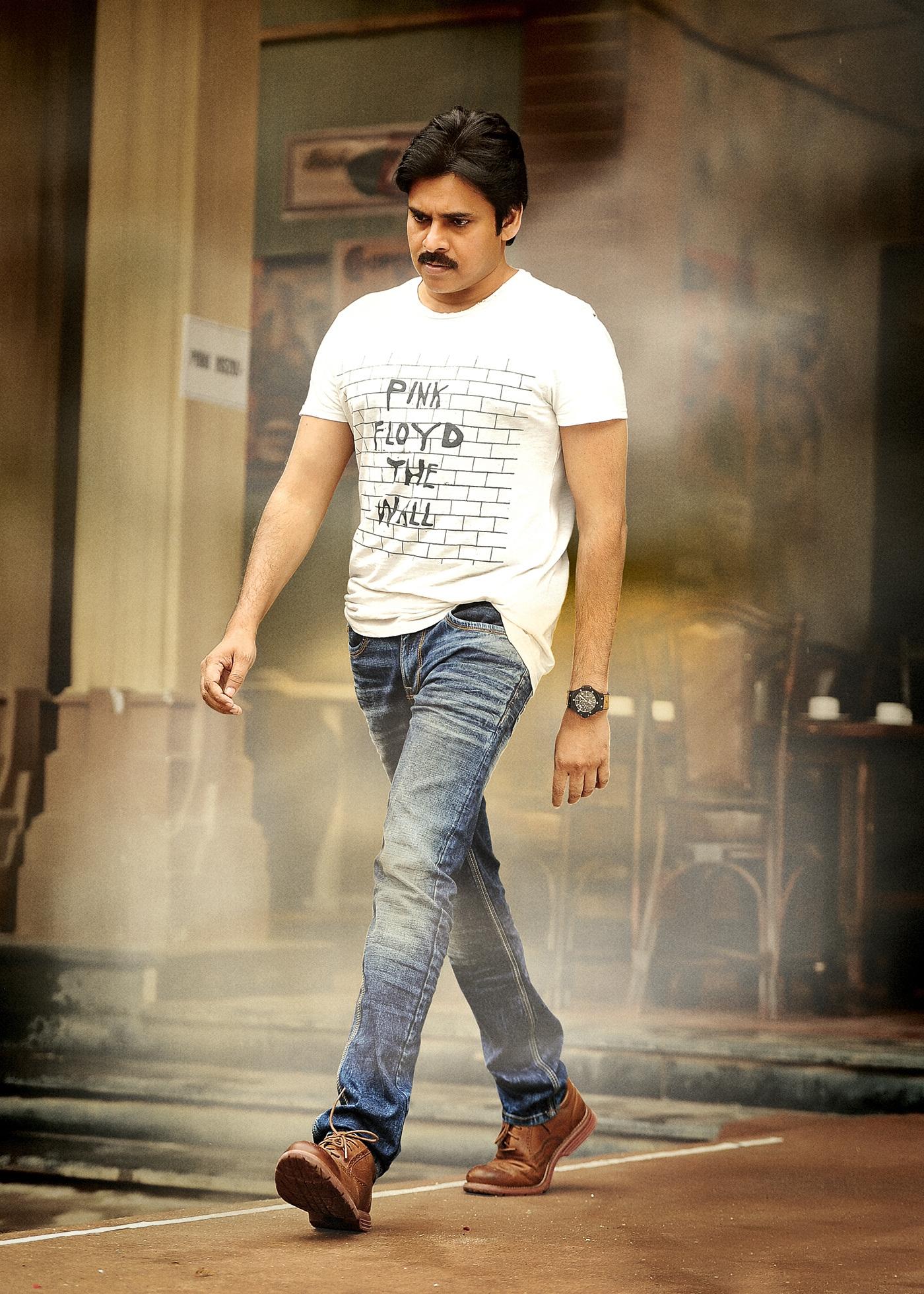 Agnyaathavaasi Picture Gallery