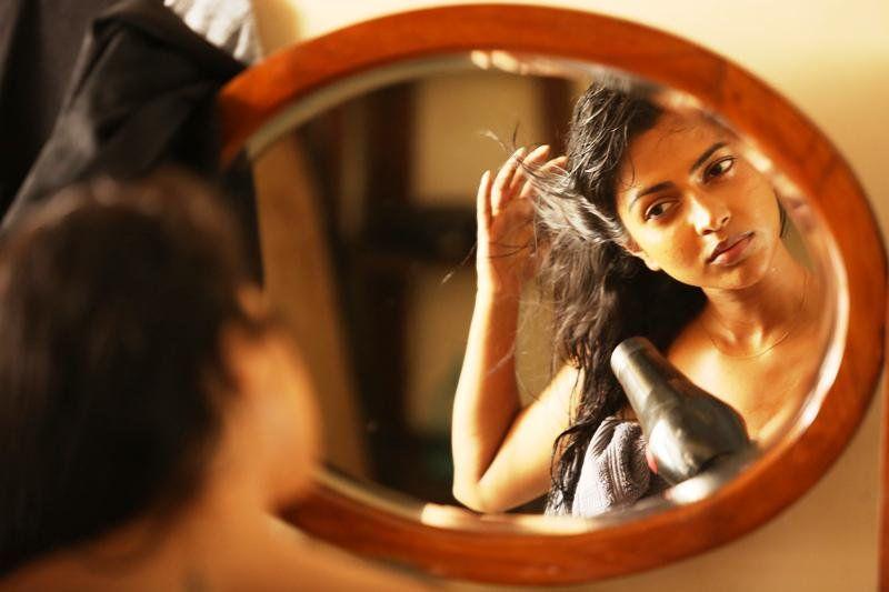Aadai Picture Gallery