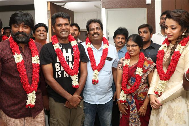 96 starring Vijay Sethupathi and Trisha begins shooting