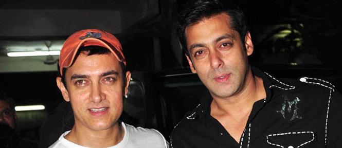 Aamir Khan reveals the reason for his nude avatar in PK's first poster!