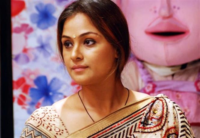 Actress Simran refutes being part of Chandramukhi 2!