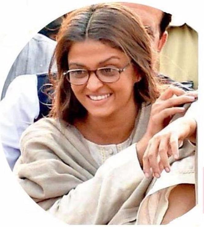 Aishwarya Rai Bachchan shoots in Red Fort, Delhi for Sarbjit