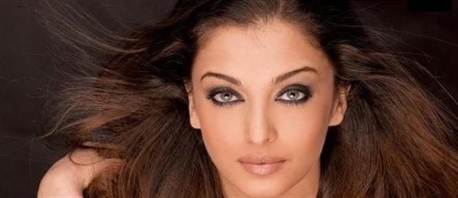 Aishwarya Rai to launch first look of 'Jazbaa' at Cannes