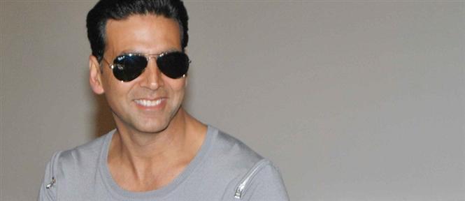 Akshay Kumar to play a gay character in 'Dishoom'?