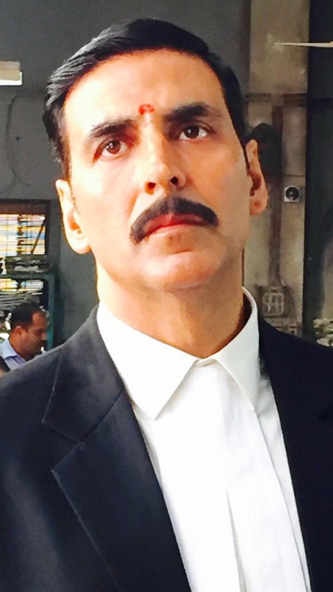 Akshay Kumar's Lawyer Look in 'Jolly LLB 2' is revealed