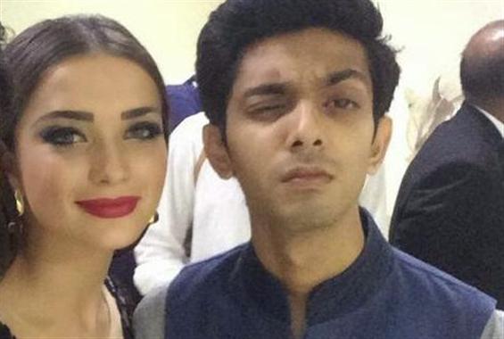 Amy Jackson to shake a leg with Anirudh for Aakoo 