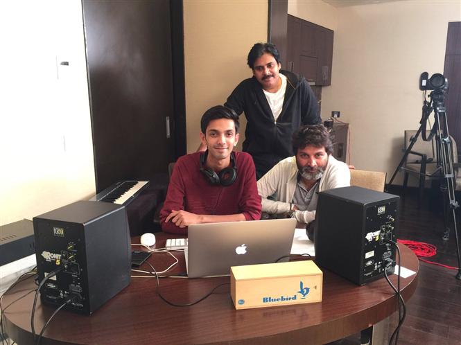 Anirudh records Pawan Kalyan for Agnyaathavaasi