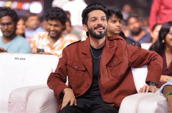 Anirudh's Speech at Madharaasi Audio Launch