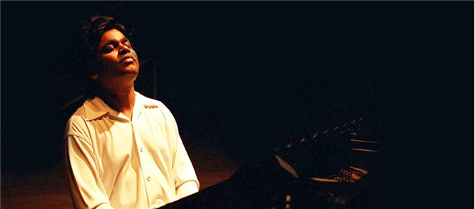 AR Rahman's Nenjukulle unplugged from Mani's Kadal