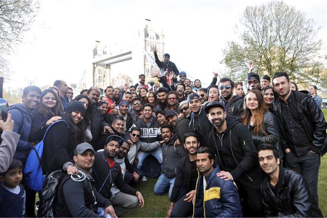 Arjun Kapoor and Anil Kapoor wrap up the London schedule of Mubarakan