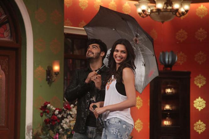 Arjun Kapoor and Deepika Padukone have fun on Comedy Nights With Kapil Show