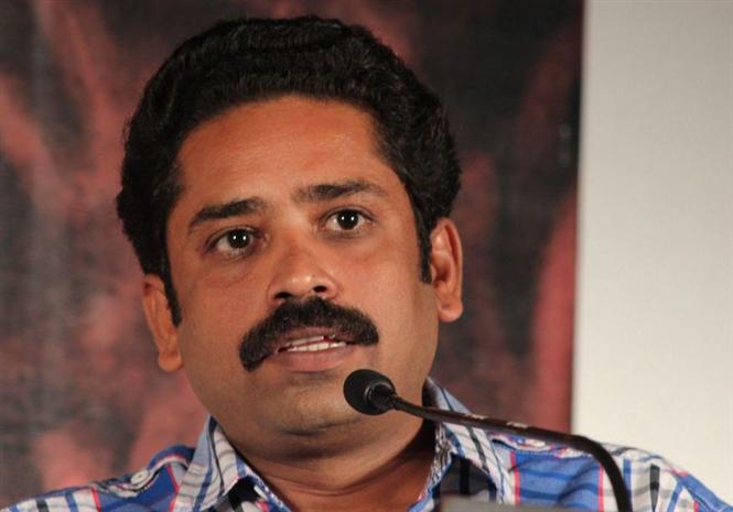 Director Seenu Ramasamy lashes out on movie reviewer