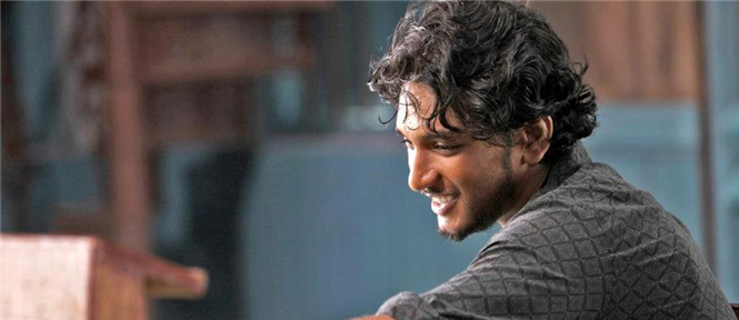 Director turns actor in Vai Raja Vai