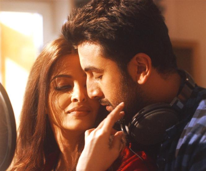 First look of Ranbir & Aishwariya from the song 'Bulleya' from Ae Dil Hai Mushkil
