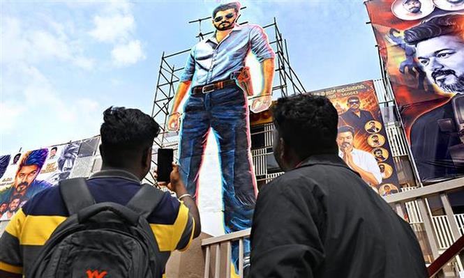 History Repeats After 50 Years - CM Vijay's Jana Nayagan Follows in MGR's Footsteps