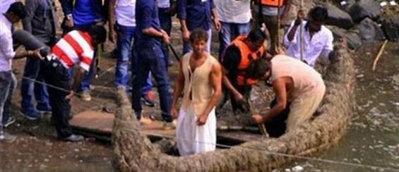 Hrithik Roshan shoots for Mohenjo Daro in Jabalpur