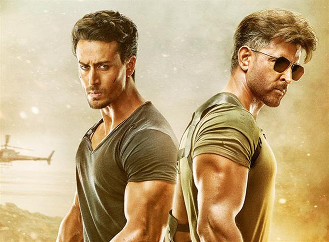 Hrithik-Tiger's WAR touches Rs. 20+ Cr with Day 1 advance bookings 