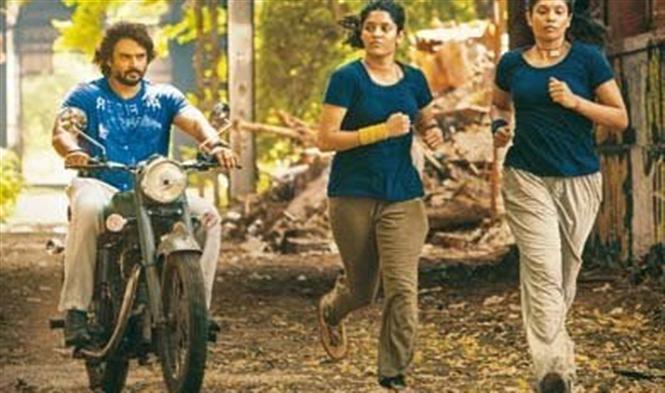 Irudhi Suttru USA theater list