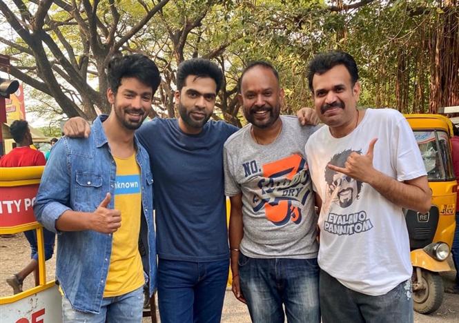 Maanaadu actor shares shooting spot click!