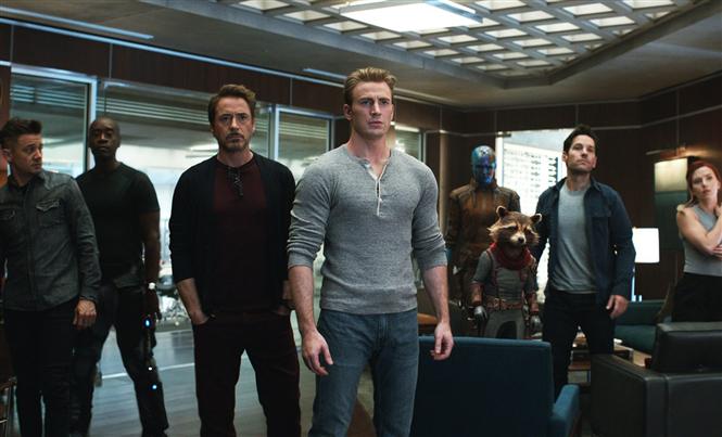 Marvel Fans emotional after watching Avengers: End Game!