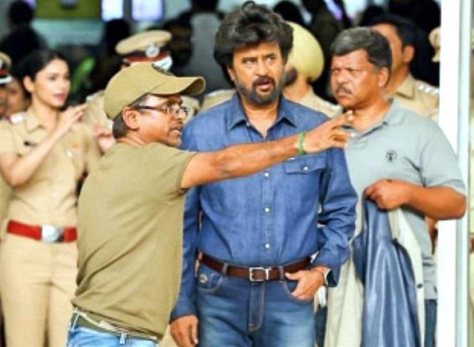 "Mass Entertainer, punch dialogues, no politics" - AR Murugadoss on Darbar