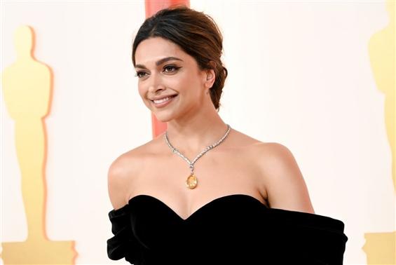 Oscars: Deepika Padukone makes a splash representi...