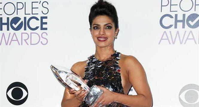 Priyanka Chopra wins People's Choice Award for 'Quantico'