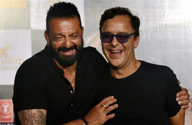 Producer Vidhu Vinod Chopra reveals his plans for Munna Bhai 3 with Sanjay Dutt!