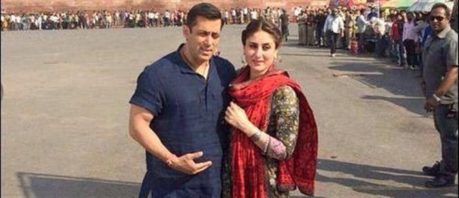 Salman, Kareena clicked on the sets of 'Bajrangi Bhaijaan'