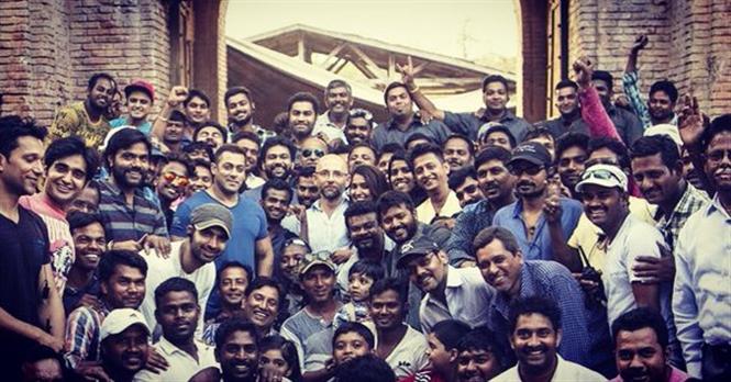 Salman Khan and team Sultan wish fans a very Happy Holi