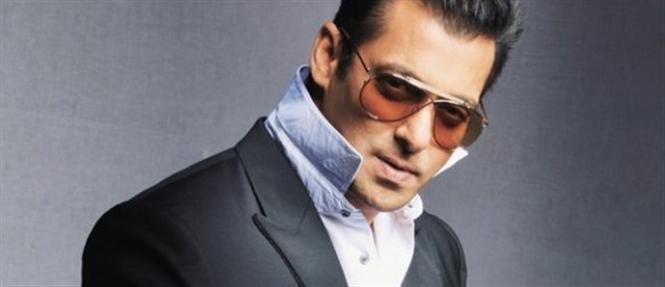 Tiger Zinda Hai Song Swag Se Swagat Still: Salman Khan And Katrina Kaif  Twin In Style | India.com