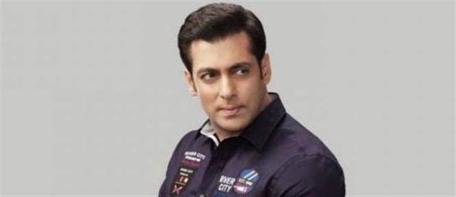 Salman Khan tops Forbes India's 100 celebrity list 2014