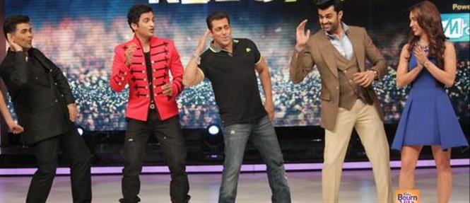 Salman Khan With 'Hero' Stars Sooraj And Athiya On Sets Of Jhalak Reloaded