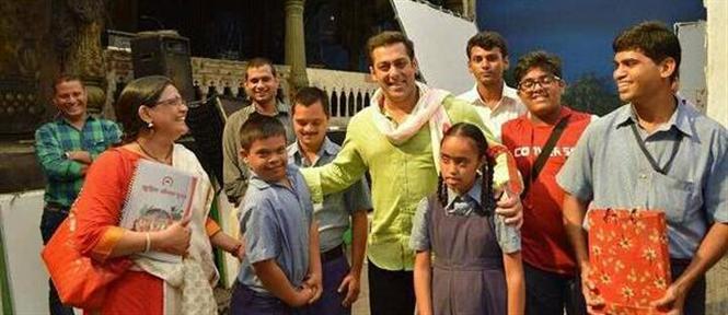 Salman spent time with specially-abled kids on PRDP sets!