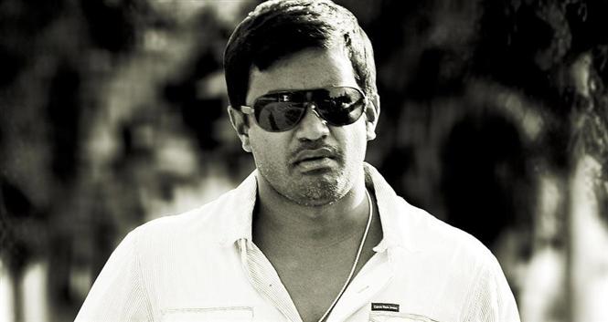 Selvaraghavan clears the air about Maalai Nerathu Mayakkam